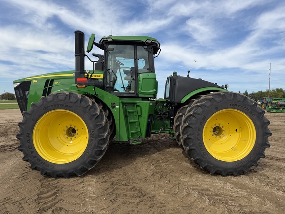 2024 John Deere 9R 590 Tractor 4WD