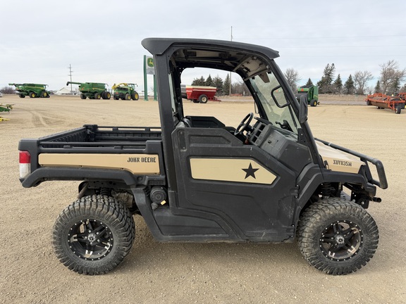 2022 John Deere XUV 835M ATV