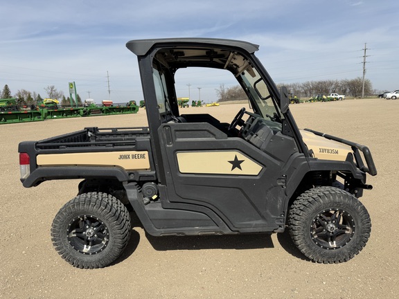 2022 John Deere XUV 835M ATV