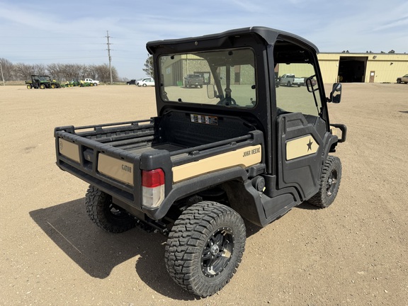 2022 John Deere XUV 835M ATV