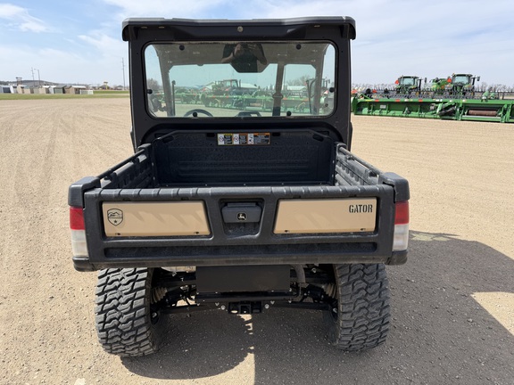 2022 John Deere XUV 835M ATV