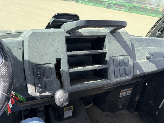 2022 John Deere XUV 835M ATV