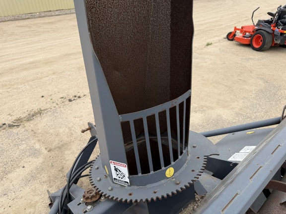 2015 Loftness 962H Snow Blower