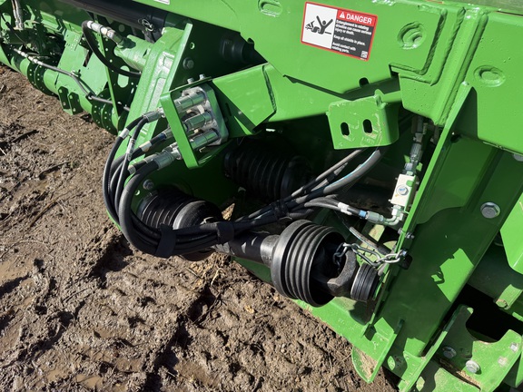 2024 John Deere RD40F Header Combine