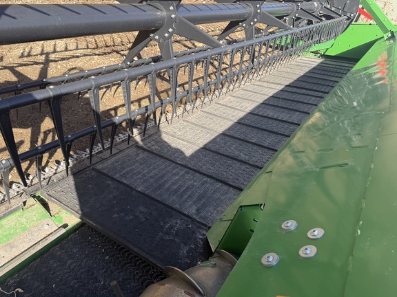 2024 John Deere RD40F Header Combine