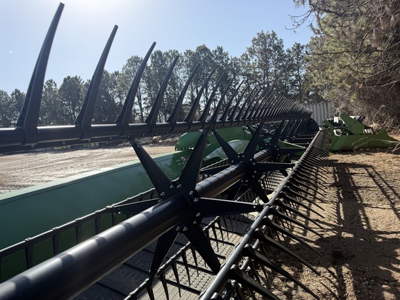 2024 John Deere RD40F Header Combine