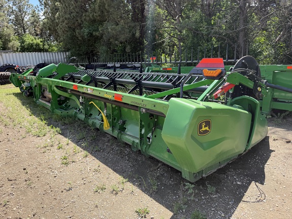 2024 John Deere RD40F Header Combine