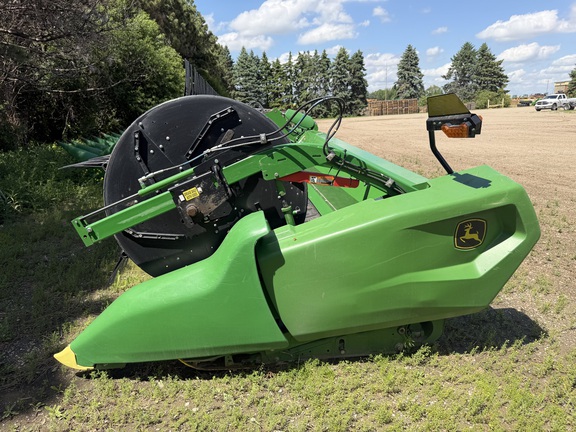 2024 John Deere RD40F Header Combine