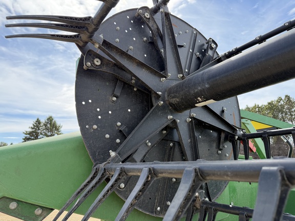 2024 John Deere RD40F Header Combine