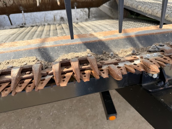 2024 John Deere RD40F Header Combine