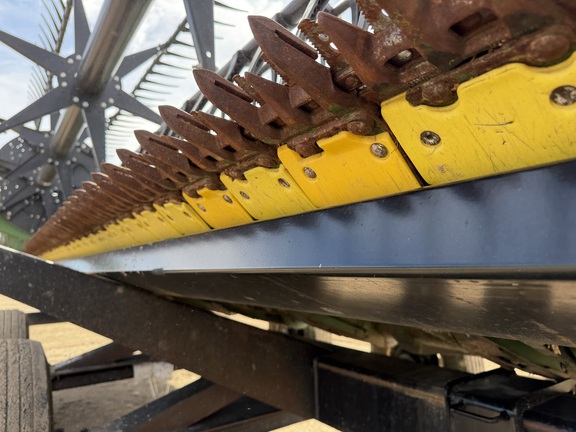 2024 John Deere RD40F Header Combine