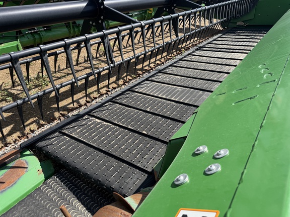 2024 John Deere RD40F Header Combine