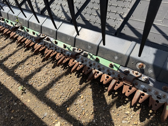 2024 John Deere RD40F Header Combine