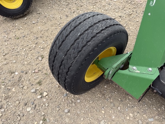 2018 John Deere 615P Header Combine