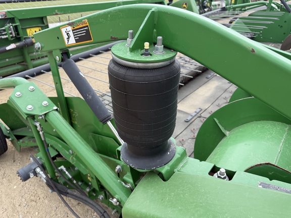 2018 John Deere 615P Header Combine