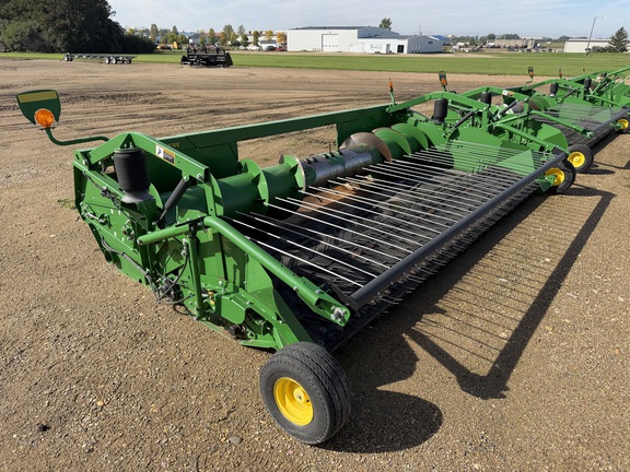 2018 John Deere 615P Header Combine
