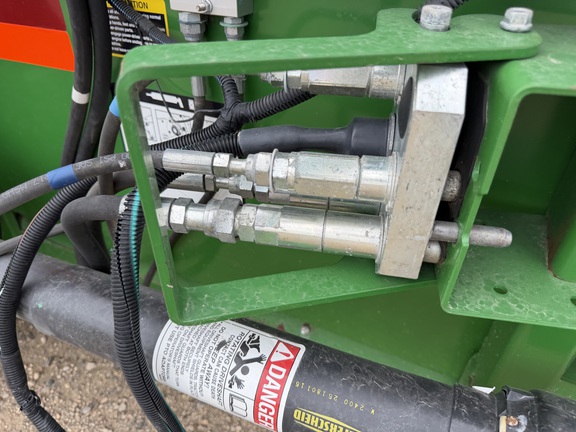 2018 John Deere 615P Header Combine