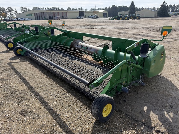 2018 John Deere 615P Header Combine
