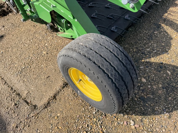 2018 John Deere 615P Header Combine