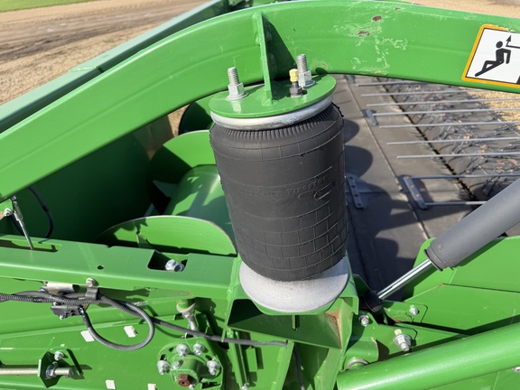 2018 John Deere 615P Header Combine