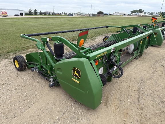 2017 John Deere 615P Header Combine