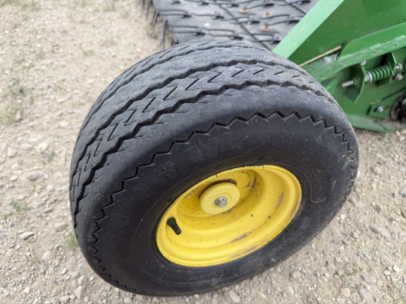 2017 John Deere 615P Header Combine