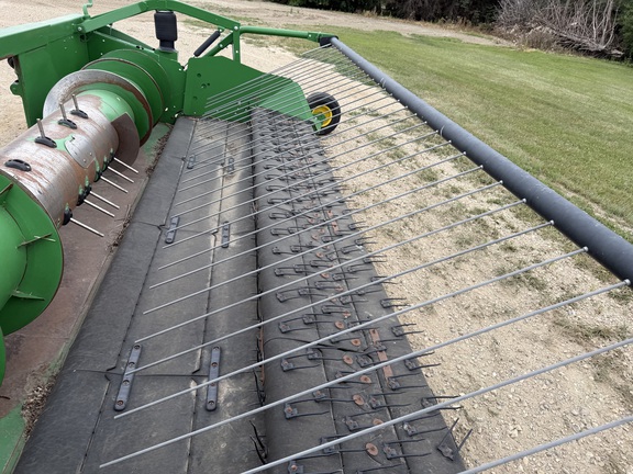 2017 John Deere 615P Header Combine