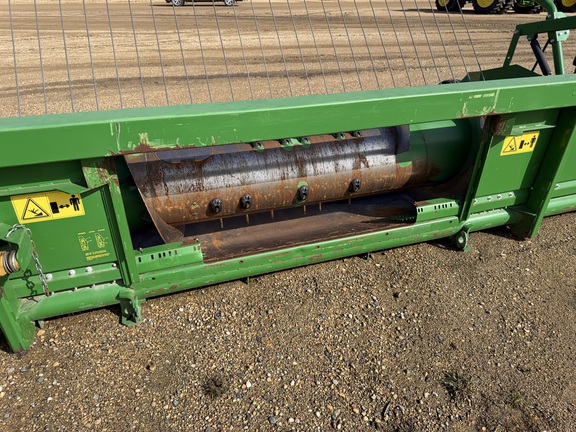 2017 John Deere 615P Header Combine