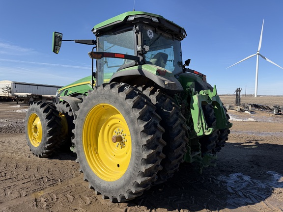 2025 John Deere 8R 370 Tractor