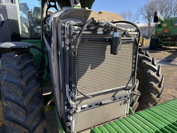 2025 John Deere 8R 370 Tractor