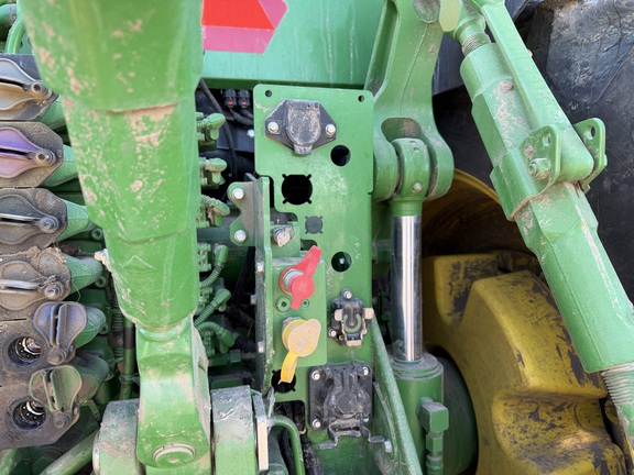 2025 John Deere 8R 370 Tractor
