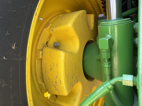 2025 John Deere 8R 370 Tractor