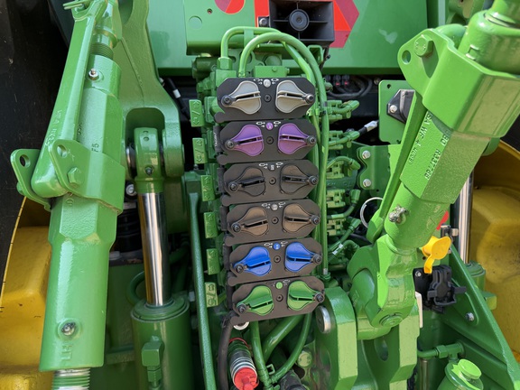 2025 John Deere 8R 370 Tractor