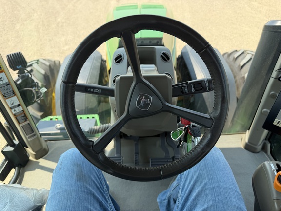 2025 John Deere 8R 370 Tractor