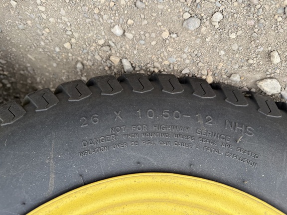 2004 John Deere X475 Garden Tractor