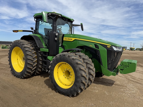 2025 John Deere 8R 370 Tractor