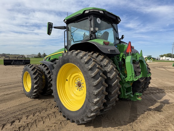 2025 John Deere 8R 370 Tractor