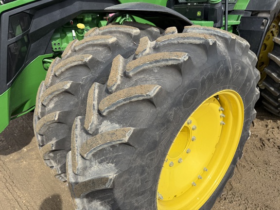 2025 John Deere 8R 370 Tractor