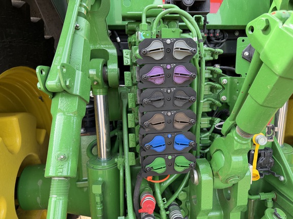 2025 John Deere 8R 370 Tractor