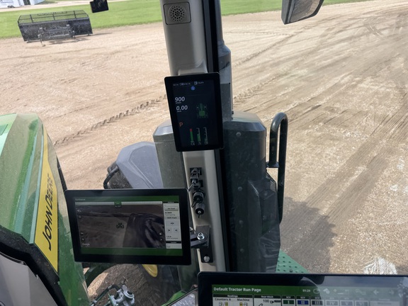 2025 John Deere 8R 370 Tractor