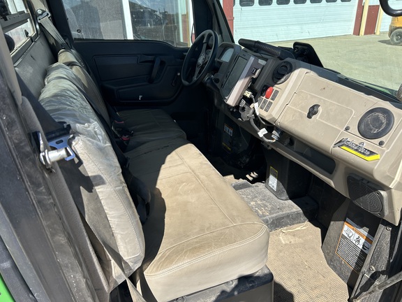 2023 John Deere XUV 835R ATV