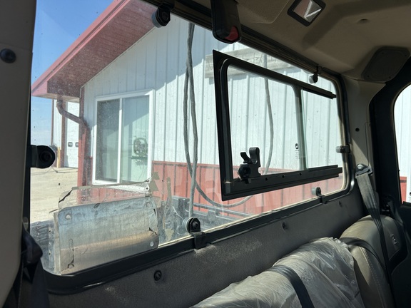 2023 John Deere XUV 835R ATV