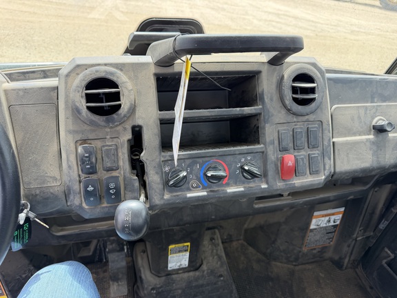 2023 John Deere XUV 835M ATV