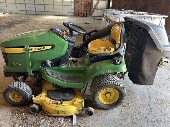 2008 John Deere X324 Garden Tractor