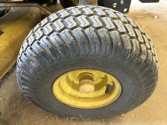 2008 John Deere X324 Garden Tractor