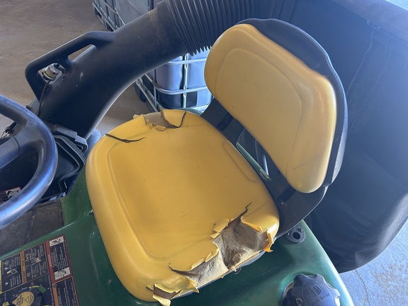2008 John Deere X324 Garden Tractor