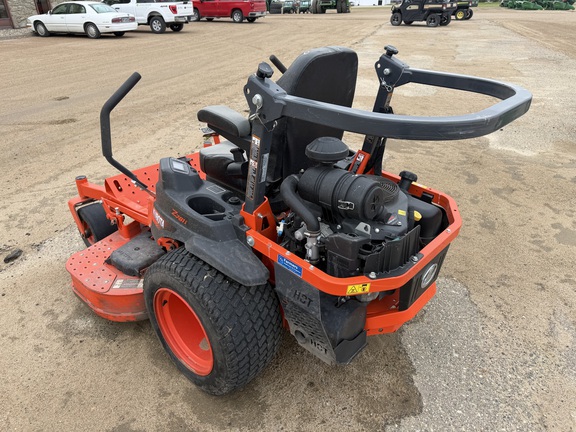 2022 Kubota Z781KWi Mower/Zero Turn