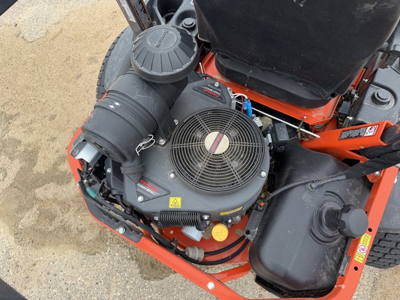 2022 Kubota Z781KWi Mower/Zero Turn