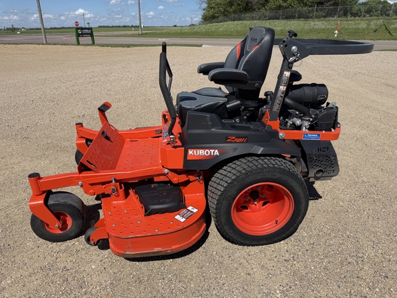2022 Kubota Z781KWi Mower/Zero Turn