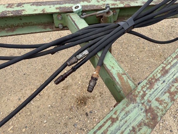 John Deere 1610 Chisel Plow